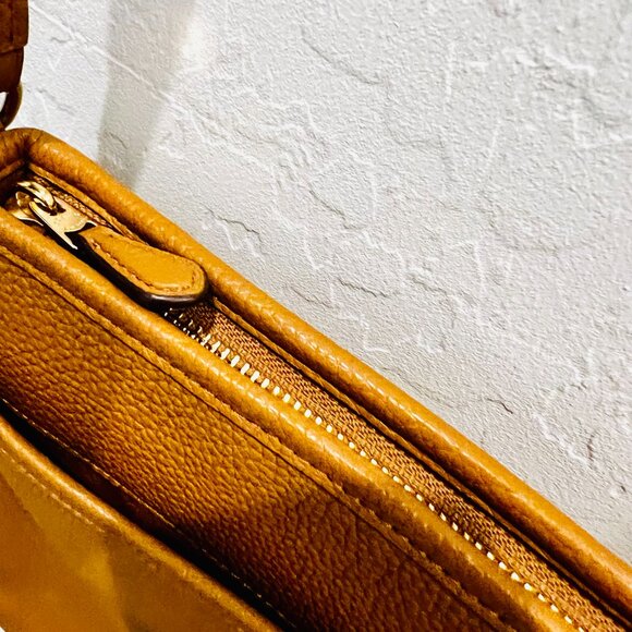 COACH CROSSBODY PURSE TAN LEATHER - Picture 2 of 6